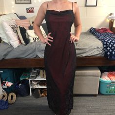 The Ideal Vintage Dress...I Don’t Really Want To Sell This But I Am But A Poor College Student (Could Fit A Small To Medium) 90s Casual Dress, Vampire Dress, 90s Casual, Grunge Dress, College Student, Size 6 Dress, Fancy Dresses, Vintage Dress, Lady In Red