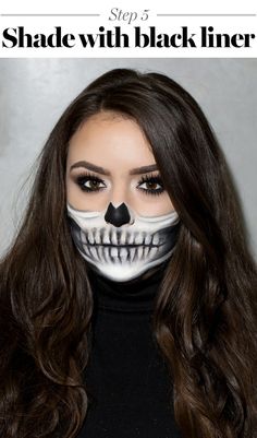 maquillaje novia cadaver, maquillaje Halloween para mujer con media cara calavera Easy Skeleton Makeup Tutorial, Half Skeleton Makeup, Easy Skeleton Makeup, Skeleton Makeup Tutorial, Makeup Tutorial Halloween, Halloween Skeleton Makeup, Skeleton Face Paint, Half Skeleton, Makeup Clown