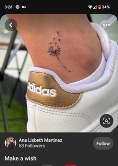 Dandelion Tattoo Design, Tato Minimal, Tiny Wrist Tattoos, Ankle Tattoos For Women, Dandelion Tattoo, Anklet Tattoos, Petite Tattoos, Wrist Tattoos For Women