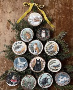 a christmas tree made out of old plates