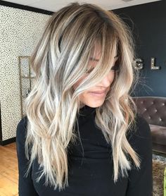 Pretty Blonde Highlights, Blond Hairstyles, Caramel Blonde Hair, Strawberry Blonde Highlights, Dunner Wordend Haar, Blonde Balayage Highlights, Pretty Blonde, White Blonde Hair, Black Hair With Highlights