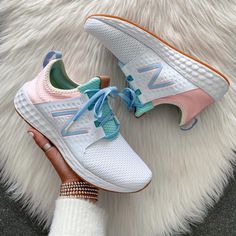 New Balance Fresh Foam Cruzv1 Reissue, Cute Trendy Shoes Running, New Balance Fresh Foam Outfit, Running Shoes Aesthetic, New Balance Shoe, Shoe Aesthetic, New Balance Running Shoes, Sandals Design, Preppy Shoes