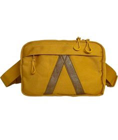 a yellow bag with two straps on it