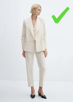 11 Blazers That Make You Look Older - In Fashion We Trust White Wedding Guest Outfit, Black And White Wedding Guest, Leopard Pants Outfit, White Wedding Guest, Best Wedding Suits, Women Suits Wedding, Casual Outfit Summer, Ladies Suit