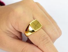 This listing is for 14k Gold Filled signet ring the base metal is 925 sterling silver. this is a timeless classic that goes with just about any look and will look great both on man and woman. What is Gold Fill? It's an actual layer of gold-pressure bonded to another metal. Gold filled is not to be confused with gold plating as filled literally has 100% more gold than gold plating. Gold filled is much more valuable and tarnish resistant. It does not flake off, rub off or turn colors. As a matter Slytherin Ring, Onyx Signet Ring, Flat Ring, Ring Everyday, Signet Ring Men, Everyday Ring, Silver Signet Ring, Everyday Rings, Peridot Ring