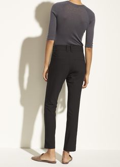 A quintessential pant, the high-rise cigarette sits at the natural waist with a clean and cropped leg. Pant For Women, Concept Shop, Short Pants, Modern Woman, Style Guides, Style Icons, Autumn Fashion, High Rise, Pants For Women