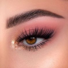 Homecoming Makeup For Hazel Eyes, Pick Eyeshadow Makeup, Homecoming Makeup Pink Dress, Makeup To Go With Pink Dress, Eye Makeup Pink Natural, Prom Makeup For Brown Eyes Pink Dress, Pink And Brown Makeup, Smokey Wing, Pink Eye Look