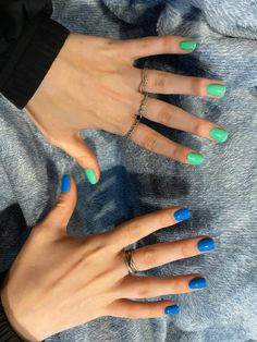 Blue Nails Two Colors, Unique Nail Colors Summer, Different Size Nails On One Hand, One Hand Green One Hand Blue Nails, Blue Combo Nails, Green Nails Multicolor, Multiple Green Nails, Blue And Green Spring Nails, One Hand Solid One Hand Design Nails