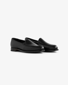 Venetian Loafer – Aimé Leon Dore Aime Leon Dore, Shoe Horn, Mens Outfit Inspiration, Black Loafers, Us Man, Rubber Heels, Full Grain Leather, Horn, Calf Skin