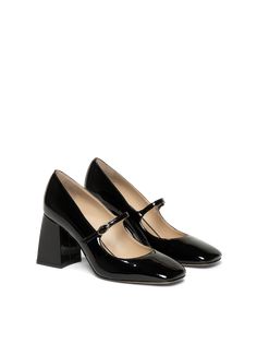 The silhouette of the season is reaching new heights. Meet The Bianca: a darling Mary Jane with an angular block heel in a higher height that feels just right. She’s the perfect party shoe that never tries too hard. May Jane Shoes, Dainty Heels Classy, Black Heeled Mary Janes, Marry Jane’s, Sixth Form Shoes, Women’s Dress Shoes, Block Heels Aesthetic, Winter Formal Shoes, Closed Toe Black Heels