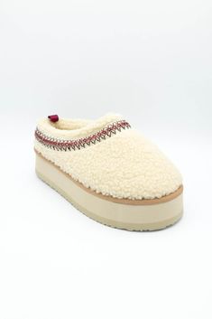 Step into comfort and style with these Simply Southern Platform Sherpa Slippers for Women in Cream. Featuring a knitted collar, soft sherpa uppers, and slip-on design. These platform slippers are the perfect cozy touch to your on-the-go outfit. Features: Simply Southern Style: PP-0024-SLIPPER-PLTFRM-CRM Color: Cream Women’s Slide-On Shoes Sherpa uppers Platform construction Round toe Knit collar Synthetic lining Padded footbed Measurements from size 6: Sole height: 2” Women’s Slippers, Christmas Slideshow, Sherpa Slippers, Animal Shoes, Knitted Collar, Youth Shoes, Slippers For Women, Sneaker Slippers, Shoe Boot Sandals