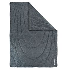 an image of a sleeping bag with four layers on the bottom and one layer in the middle