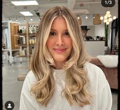 Blonde Highlights And Face Framing, Natural Blonde Face Framing Highlights, Frame Blonde Highlights, Natural Low Maintenance Blonde, Blonde Face Frame Highlights, Blended Face Framing Highlights, Dimensial Blonde, Honey Blonde Face Framing Highlights, Natural Warm Blonde Hair