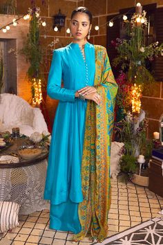 Aisha Imran. Ayzal Turquoise Fabric, Silk Dupatta, Printed Silk, Raw Silk, Pakistani Dresses, Silk Printing, Party Wear, Shawl, Casual Wear