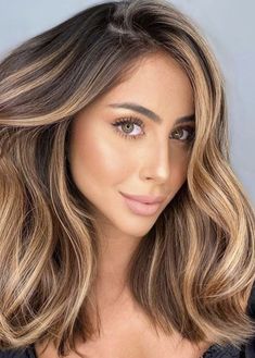 #beauty #hairstyle #aesthetic #fashion #womenstyle Golden Brown Hair Color, Golden Brown Hair, Honey Hair