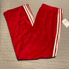 Xl Red With Two White Stripes Down Each Leg Waist 17” - 24” Rise 15” Inseam 30” B10 Red Relaxed Fit Sweatpants For Loungewear, Red Stretch Sweatpants, Red Athleisure Sweatpants For Loungewear, Red Stretch Sweatpants Sportswear, Red Relaxed Fit Sporty Sweatpants, Red Cotton Activewear For Loungewear, Sporty Red Loungewear Bottoms, Red Winter Athleisure Pants, Red Sporty Pants For Loungewear