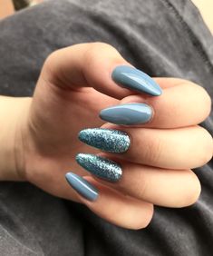 Summer To Fall Transition Nail Colors, Fall Transition Nail Colors, Summer To Fall Transition Nails, Fall Transition Nails, Transition Nails, Summer Fall Transition, Winter Manicure, Nail Color Trends