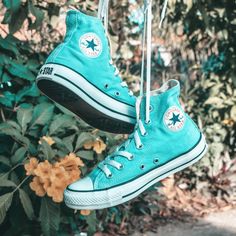 Converse Store, Old Skool Platform, Rare Vans, Tattoo Trend, Cute Tiny Tattoos, Tiny Tattoo, Jordan 10, Tattoo Trends, Air Jordan 3