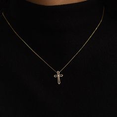 1- P R O D U C T ∙  D E S C R I P T I O N This exquisite Diamond Open Cross Necklace in 14K Gold is a symbol of faith and love. The intricate design features sparkling diamonds and sleek gold, creating a stunning piece that is perfect for any occasion. With its timeless beauty and refined elegance, this necklace is sure to become a cherished addition to your jewelry collection. Let it be a reminder of your unwavering devotion and affectionate spirit. 2- P R O D U C T ∙  D E T A I L S Diamond qua Faith Necklace, Diamond Cross, Diamond Cross Pendants, Handcrafted Necklace, Exquisite Jewelry, Sparkle Diamonds, Gold Material, Diamond Studs, Cross Pendant