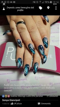 Blue Christmas Nails, Cute Nail Art Designs, Cat Eye Nails, Nail Swag, Short Acrylic Nails Designs, Nail Designs Glitter