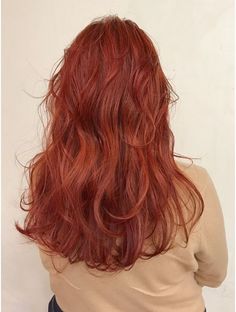 Chic and Classy Short Hairstyles | Timeless Beauty Orangy Red Hair, Orangey Red Hair, Red Ginger Hair, Dark Orange Hair, Natural Hair Ponytail, Red Orange Hair, Cheveux Oranges