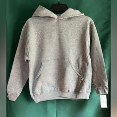 Russell Athletic Vintage Heather Gray Pullover Hoodie. Sweatshirt With Kangaroo Pockets. 50% Cotton 50% Polyester. Machine Wash And Dry. New With Tags Excellent Condition. Cotton Hooded Top, Plain Cotton Hooded Top, Long Sleeve Hoodie With Ribbed Cuffs For School, Casual Fleece Hoodie For School, Casual School Fleece Hoodie, Fall Sweatshirt With Pockets, School Hoodie Sweatshirt With Drawstring Hood, Casual School Sweatshirt With Drawstring Hood, Casual Sweatshirt With Drawstring Hood For School