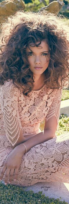 Hair to die for! Not to mention the beautiful face ! Marina Nery, Fishtail Braids, Hair Icon, Curly Girl, Big Hair, Hair Dos, Trendy Hairstyles, Hair Goals, Cute Hairstyles