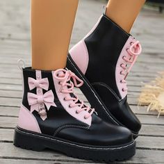 New Without Box Size 7.5 Us Black & Pink Material: Poly Urethane Synthetic Leather Fits True To Size Pink Combat Boots, Chelsea Boots Black, Burgundy Boots, Romantic Heart, Style Savvy, Leather Chelsea Boots, Round Toe Heels, Slipper Boots, Black And Pink