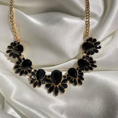 Super Cute Statement Jewelry That Is Perfect For Casual Wear Or For Any Occasion! Chic Black Necklace For Night Out, Elegant Black Necklaces For Night Out, Black Necklace Aesthetic, Gold Statement Jewelry, Elephant Charm Necklace, Necklace Aesthetic, Pink Statement Necklace, M Jewelry, M Necklace