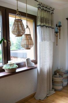 Boho Kitchen Curtains, Basket Decor Ideas, Curtains Linen, White Farmhouse Sink, Ruffle Curtains, Wooden Countertops, Beige Curtains, Custom Made Curtains, Cottage Living Rooms