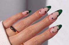 Christmas Manicures, Festive Manicure, Candy Cane Nails, Living Room Decor Gray, French Nail Designs, French Nail