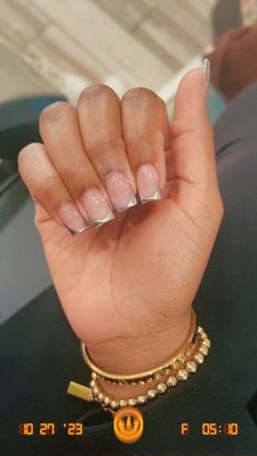 Short French Tip Overlay Nails, Silver French Tips Nails, French Tip Overlay Nails, French Tip Acrylic Nails Chrome, Chrome Tip Nails French Manicures, Chrome Nails Designs Square, Short Chrome French Tip Nails, French Silver Nails, Chrome French Tip Nails Square