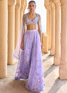 Janhvi Kapoor in Periwinkle Embellished Crop Sharara Set– Lashkaraa Indian Fits, Chic Prom Dresses, Wedding Fits, Haldi Outfit, Diwali Outfits, Indian Outfits Lehenga, Lehenga Designs Simple, Desi Fits, Traditional Indian Dress