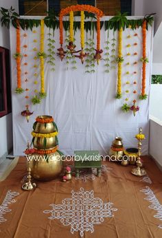 Hindu Wedding Decorations, Flower Garland Wedding, Wedding Background Decoration, Housewarming Decorations, India Inspired, Mandap Decor, Desi Wedding Decor