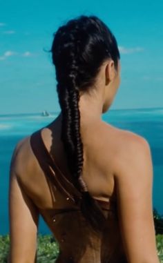 Warrior Women Hairstyles, Rainforest Fashion, Warrior Woman Hairstyle, Amazons Wonder Woman Aesthetic, Warrior Hairstyles Woman, Wonder Woman Braid, Amazonian Women