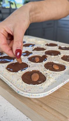 healthy almond joys - danishealthyeats.com Almond Joy Date Bites, Healthy Almond Joy Bars, Healthy Almond Flour Cookies, Salt Free Snacks, Healthy Almond Joy, Homemade Almond Joy, Almond Joy Bites, Low Calorie Dessert Recipes, Almond Joys