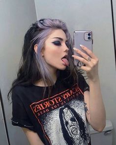 Egirl Hair, E Girl Hair, Drag Make-up, Goth Hair, Hair Color Streaks, Dyed Hair Inspiration, Pretty Hair Color, Alternative Hair, Dye My Hair