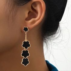 Exquisite Flower Design Dangle Earrings Elegant Bohemian Style Alloy Jewelry Delicate Female Ear Ornaments Trendy Black Flower-shaped Jewelry, Chic Black Flower Jewelry, Elegant Black Flower Drop Earrings, Black Metal Flower Jewelry, Black Flower-shaped Metal Jewelry, Elegant Black Dangle Flower Earrings, Real Gold Hoop Earrings, Five Leaf Clover, Vintage Rhinestone Earrings