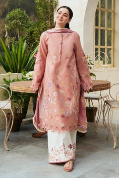 Zara Shahjahan Jabeen-6A Coco Luxury Lawn Collection 2024 Hania Amir Dresses, Zara Shahjahan, Shadi Dresses, Hania Amir, Pakistani Fancy Dresses, Beautiful Pakistani Dresses, Maria B, Simple Pakistani Dresses, Pakistani Wedding Dresses