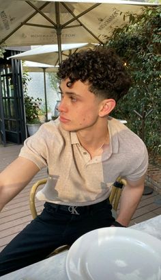 Haircut For Men Curly Hair Round Faces, Coily Hair Men, Buzz Cut Curly Hair, Curly Hair Taper, Mens Hairstyles Curly, Haircuts Curly, Men Haircut Curly Hair, Taper Fade Haircut