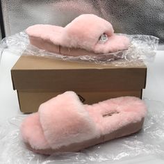 Nwt Dream Pairs Women's New Spa-01 Pink Slide Fluffy Comfy Winter Slippers New In Box Light Pink Fuzzy Wedge Sole Pink Cushioned Platform Slippers With Round Toe, Pink Fluffy Slippers Casual Style, Fluffy Round Toe Slippers, Pink Fluffy Casual Slippers, Casual Pink Fluffy Slippers, Casual Fluffy Pink Slippers, Pink Slides, Comfy Winter, Box Light