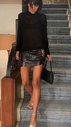 Stargirl Summer Outfit, Stargirl Outfits, Sequins Top Outfit, Black Sequin Top, New Years Outfit, Eve Outfit, Quoi Porter