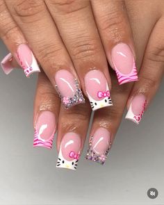 Hello Kitty Medium Nails, Hello Kitty Acrylic Nail Designs, Sanrio Nails, Hello Kitty Nails Art, Teen Nails, Cute Pink Nails, Kitty Nails, Hello Nails, Hard Nails