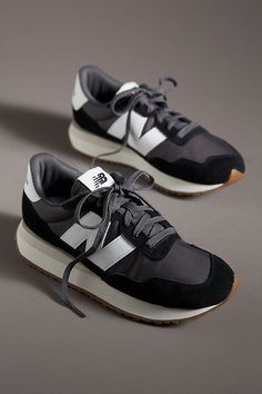 New Balance 237, Athletic Gear, New Balance Men, Tie Styles, Shop Swimwear, Black Fits, Sport Fashion, Shoe Shop, Sneakers Black