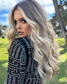 Bayalage Brunette, Grey Blending, Long Hair Color, Hair 2024, Gray Hair Highlights, Brunette Highlights, Gray Hair, Hair Colors