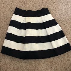 Ginger G Skirt, Size Medium. Elastic Tapered Skirt With Gold Zipper. Navy And White Striped Casual Striped Pleated Mini Skirt, Casual Pleated Striped Mini Skirt, Striped Pleated Mini Skirt, Striped Full Skirt With Lining, Striped Mini Skirt With Lining, Spring Striped Skort With Lined Skirt, White Casual Skort With Full Skirt, Spring Striped Lined Skort, Chic Striped Skirt