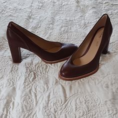 Never Worn Clark's Tan Pumps Tan Pumps, Womens Clarks, Clarks Shoes, Shoes Women Heels, Shoes Heels, Pumps, Women Shoes, Heels, Women Shopping