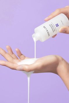 Fast & free shipping to anywhere in Australia over $50. If we had to name our top 3 underrated skincare products of all time, the Barrierderm Milky Serum from SKIN&LAB would be one of them! A comparable serum in effect to Krave's Great Barrier Relief, this milky emulsion strengthens a compromised skin barrier. Emulsion Skincare, Great Barrier Relief, Science Fair Projects Boards, Acne Treatments, Gum Care, Oral Health Care, Milk Protein