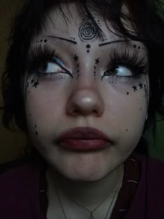 Maquillage Goth, Hippie Makeup, Vampire Bride, Punk Makeup, Graphic Makeup