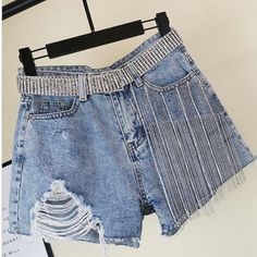 Rhinestone Chains One Side Rhinestone Belt Included Distressed Denim Shorts *Fits True To Size* Summer Shorts Denim, Black Jeans Women, Ripped Shorts, Boutique Store, Street Trends, Short Jeans, Distressed Denim Shorts, Denim Shorts Women, Short En Jean